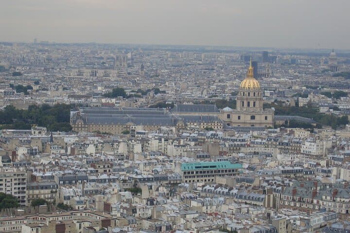 Paris Private Walking Tour With A Professional Guide