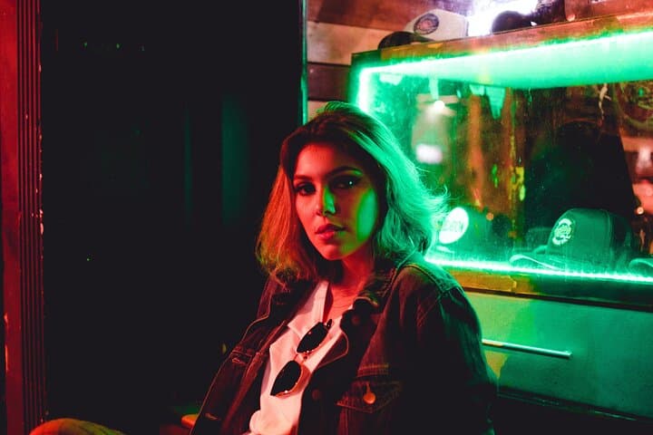 Private Tour of Parisian Nightlife (Sights, Food & Drinks) with a local