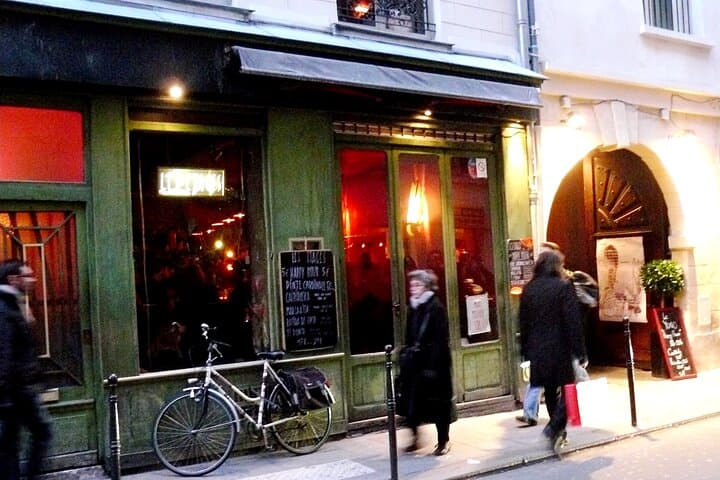 Private tour of Paris's coolest neighbourhood tour - Les Marais with a local