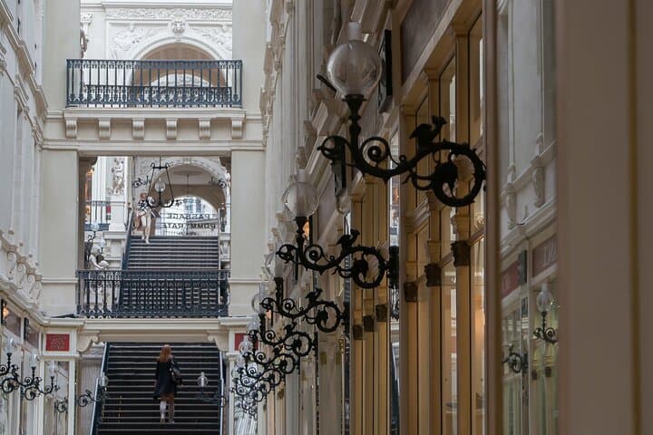 Explore Nantes in 60 minutes with a Local