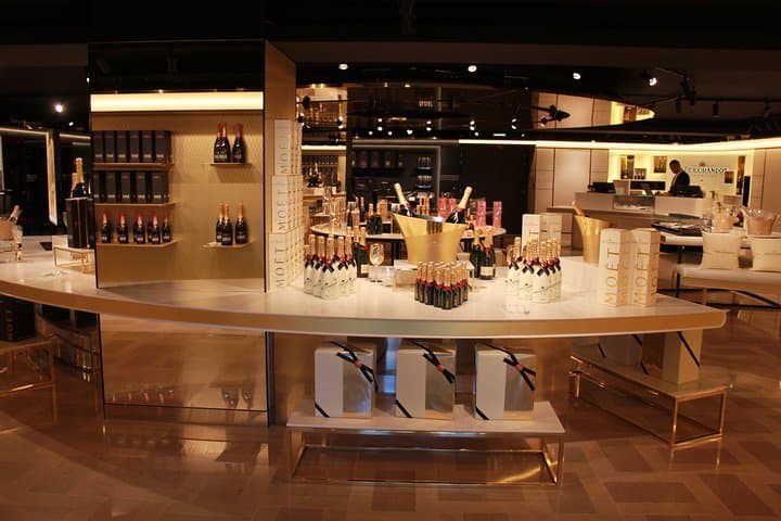 Champagne Moet Visit + Grand Cru Vineyard Tasting + Hautvillers
