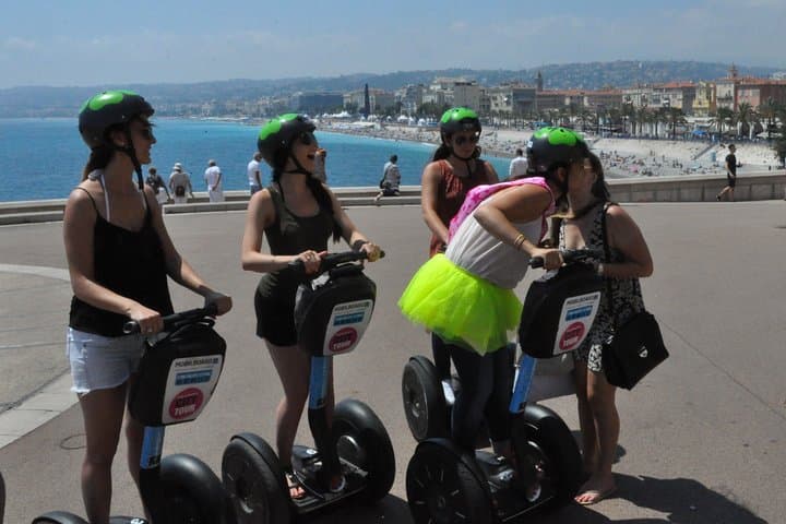 Special bachelor(ette) ride in Nice and by Segway!