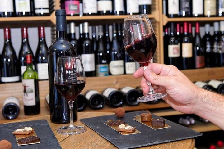 Wines and chocolates: an unexpected deal!