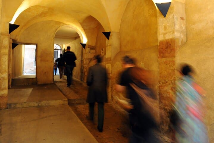 Story tour of Old Lyon for children