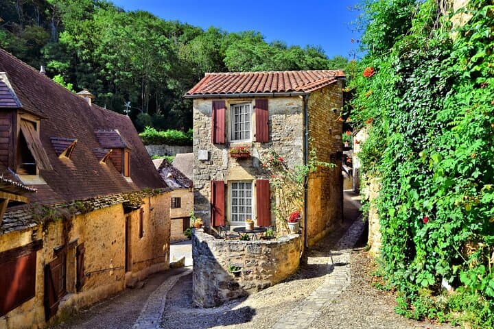 Beynac village