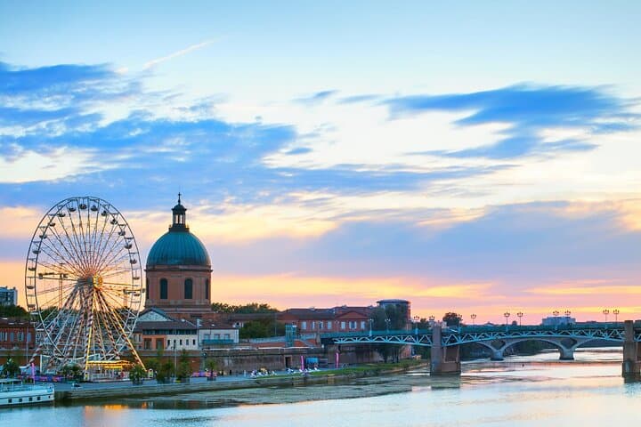 (Re) Discover the city of Toulouse by playing