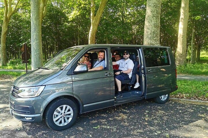 Your Minivan transportation: Volkswagen Caravelle 2.0 TDI 150 BMT Longue DSG7