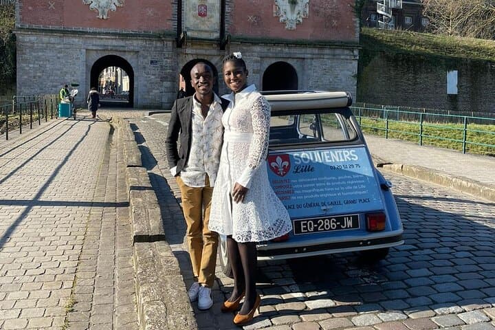 Just married in 2cv