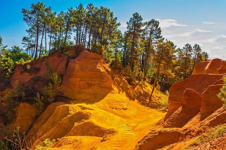 Roussillon's Ochre Trail