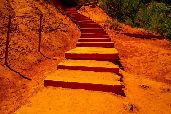 Roussillon's Ochre Trail