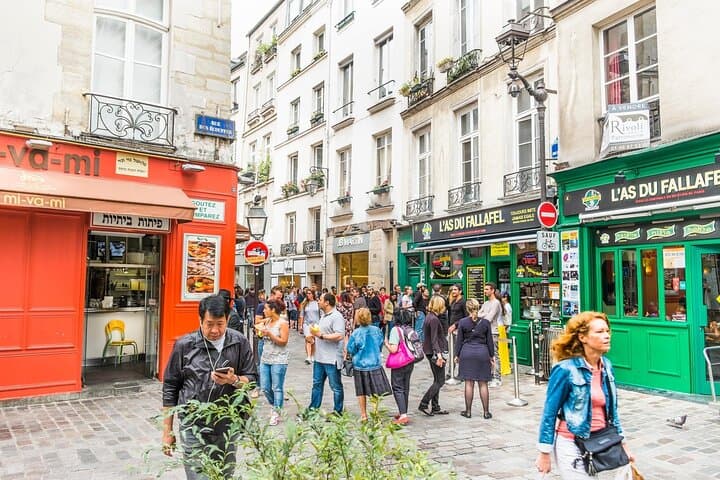 Le Marais Paris Private visit with Hotel pick up and drop