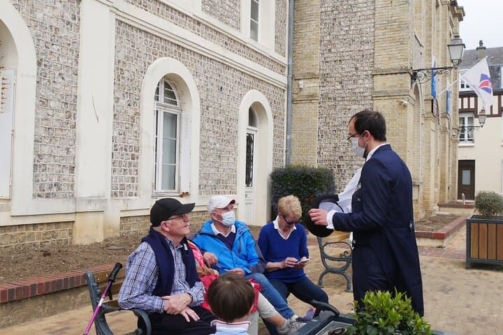 Guided tour of Etretat