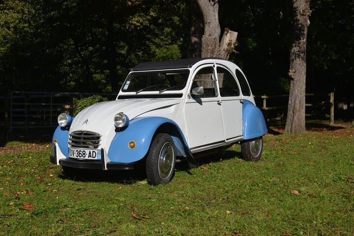 Classic car rental in Chantilly