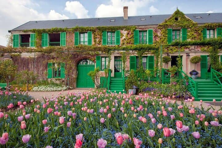 Guided Tour of Monet's Gardens/small group