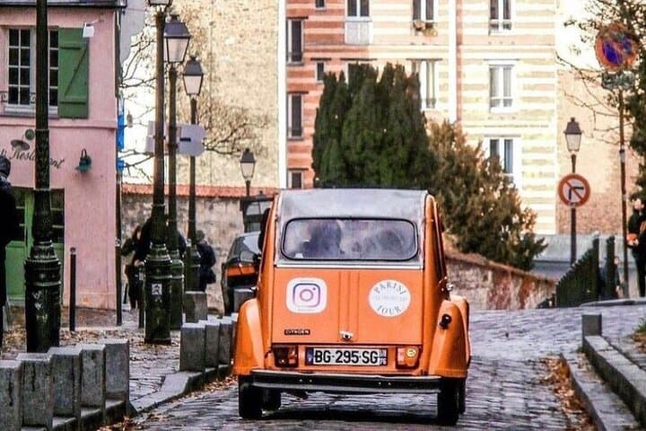 Vintage 2CV Adventure: 3-Hour Paris Highlights Tour