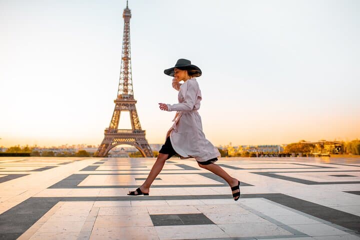 Photographer, Professional Photo Shoot - Eiffel Tower