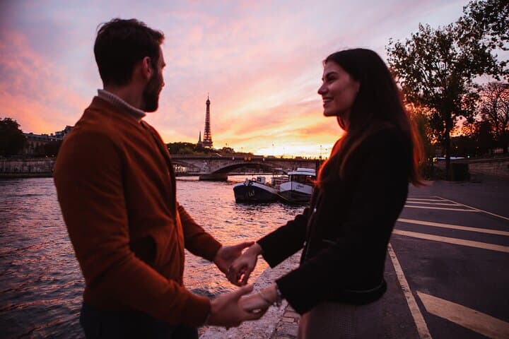 Private Photo Walking Tour Discovering the Beauties of Paris