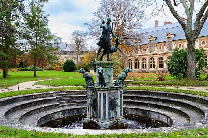 Fontainebleau Palace & Barbizon Artists Village Small Group(2-4)