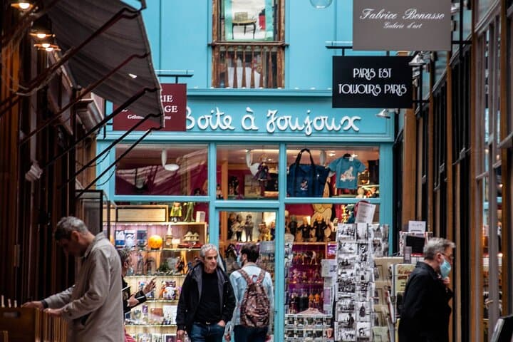 Paris Covered Passages Walking Tour plus Seine Cruise Option