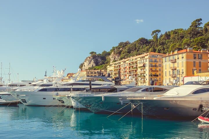 Self-Guided Highlights Scavenger Hunt and Tour in Nice