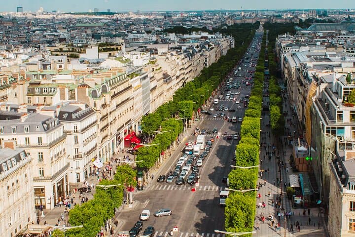 Paris 3-hour Private Tour including Seine River Cruise