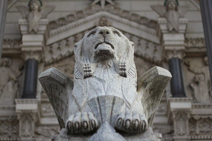 Lyon Walking Tour: Self-Guided City Game