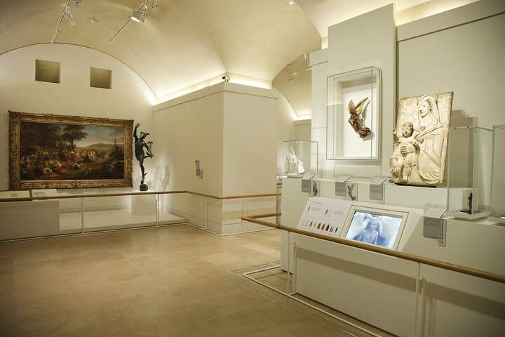 Private Guided Tour of Louvre Museum