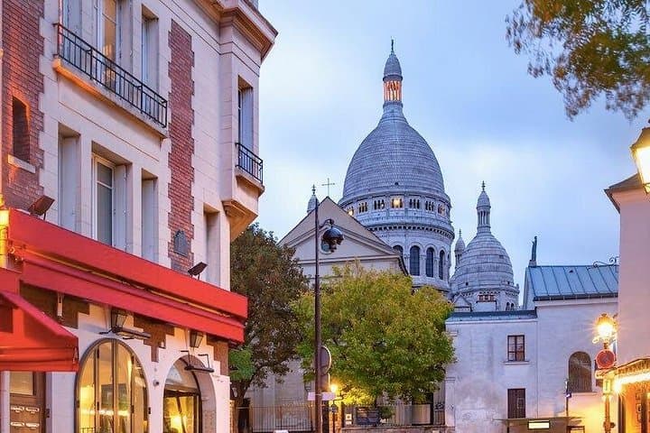 Full-Day Tour in Paris With Indian Meal and Pick up