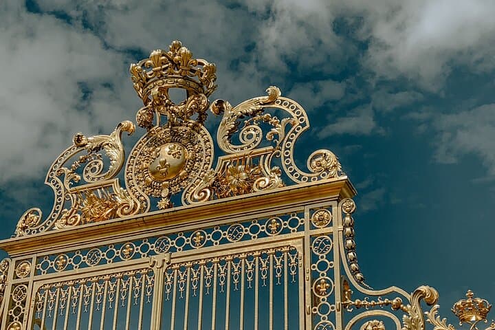 Private tour of Paris and Versailles from Paris with pick up