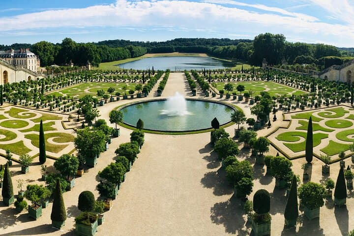 Private tour of Paris and Versailles from Paris with pick up