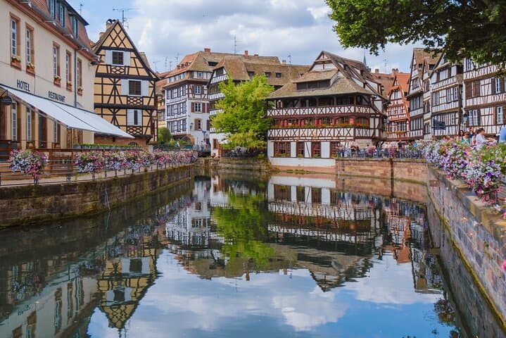 Strasbourg Self-Guided City Walking Tour & Scavenger Hunt