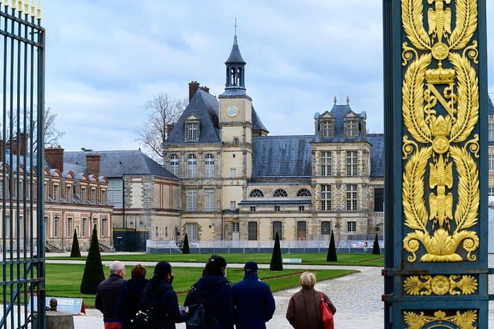 Fontainebleau Palace & Barbizon Artists Village Small Group(2-4)