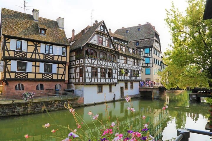 Private Romantic Walking Tour in Strasbourg Old Town