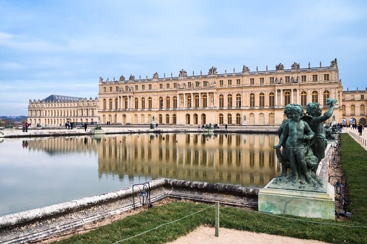 PRIVATE TRIP to Versailles Palace & Gardens - Half Day from Paris