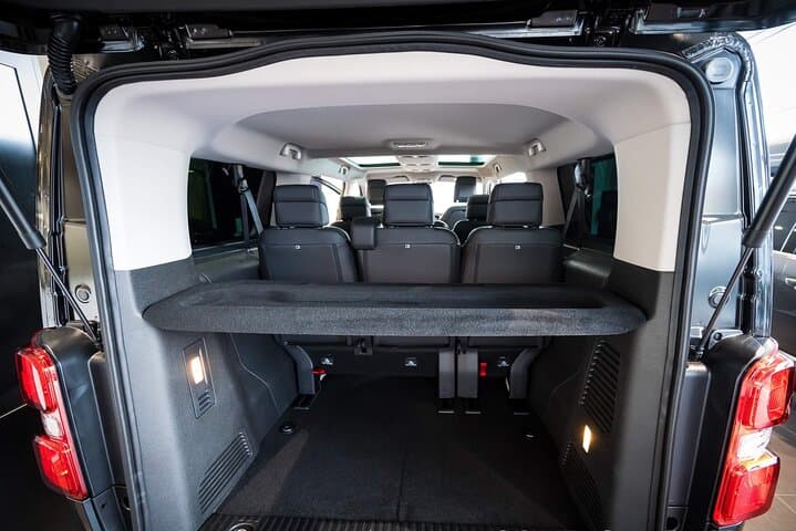 Private Minivan transfer from Strasbourg area to Frankfort Airport