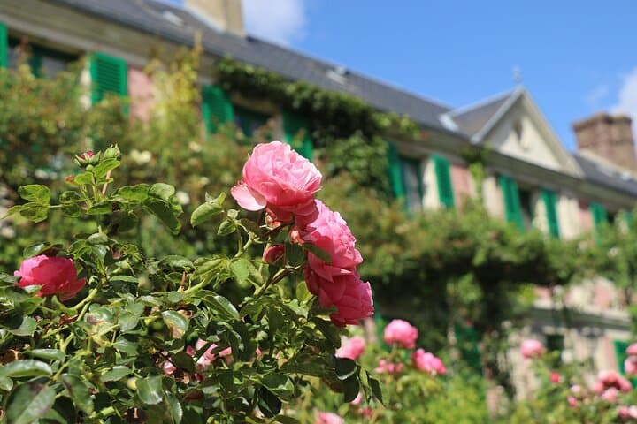 Audio-guided tour of Monet's house and gardens in Giverny
