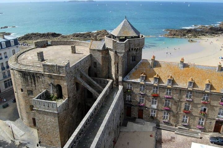 Saint-Malo: 2-Hour Private Walking Tour & Commentary