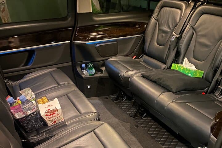 Disneyland Paris CDG ORLY Airport Transfer