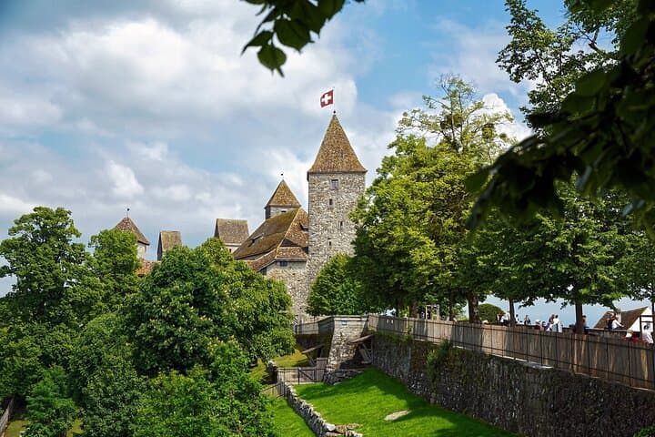 Private Alps Transfer from Meribel to Zurich with English-speaking Driver