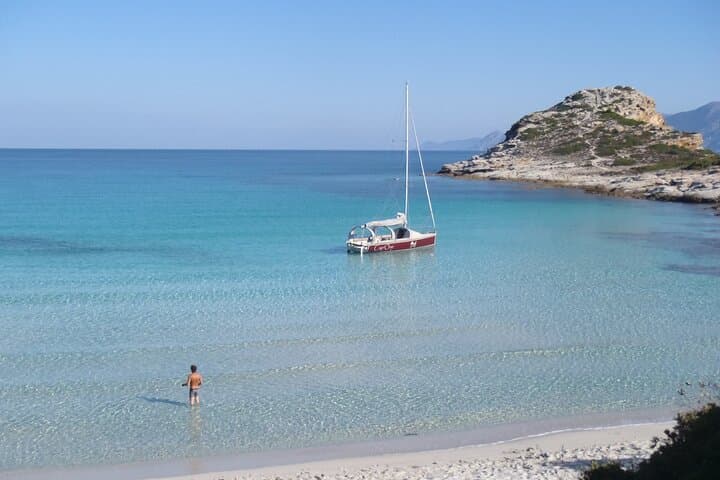 Sea trip in a fast and comfortable sailboat in Leucate: privatization 1/2d