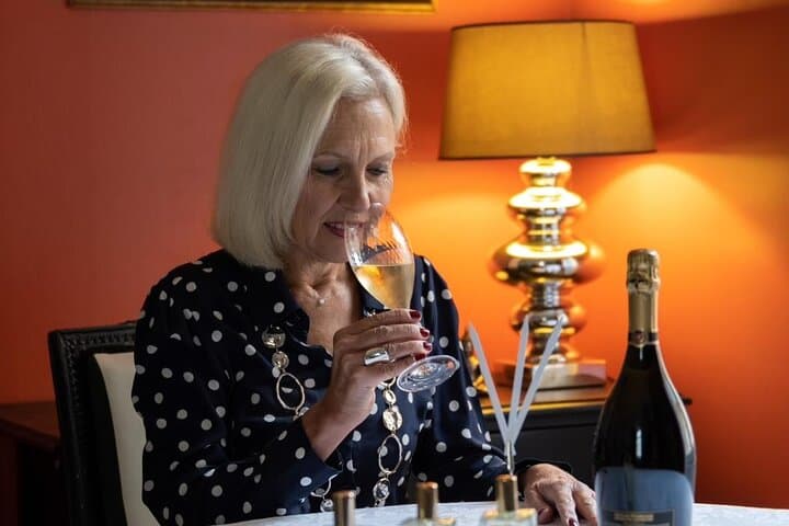 Champagne and fragrance tasting workshop