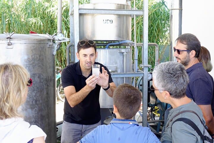 Demonstration of distillation of essential oils