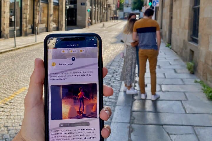 Discover the secrets of Paris by playing!