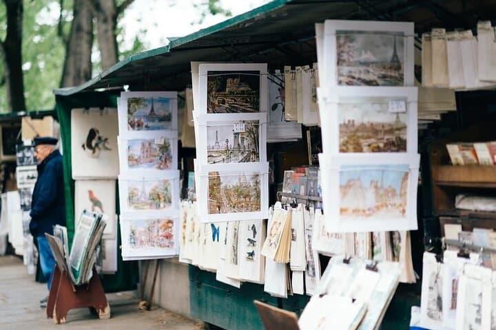 Half-Day Paris Orientation Tour with private chauffeur driven vehicle
