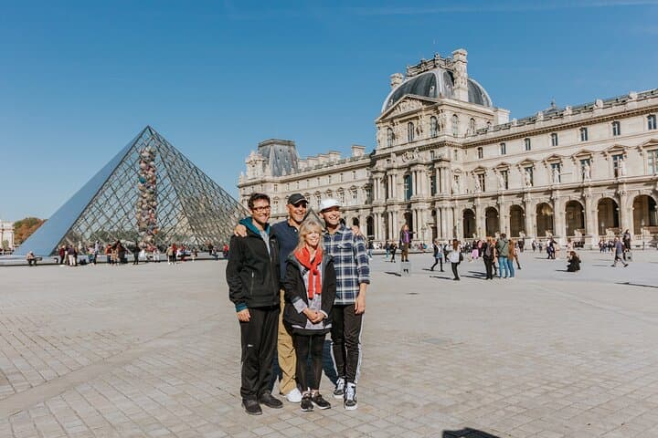 Stop next to the amazing Louvre pyramid