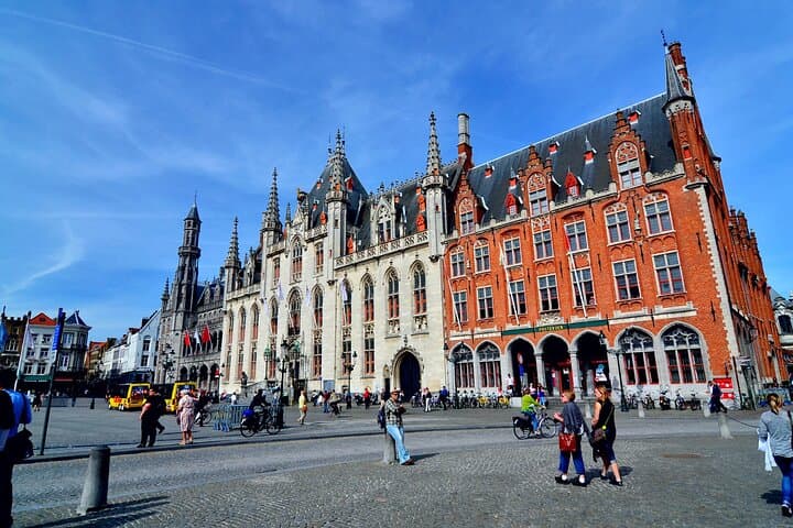 Paris to Bruges Private Full-Day Tour