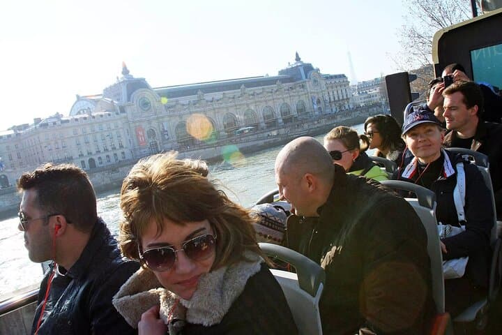 Paris VIP open deck bus experience with cruise and private Pick up drop -4 hours