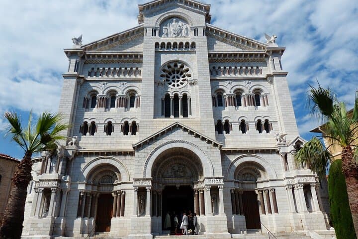 Private Direct Transfer From Lyon to Monaco