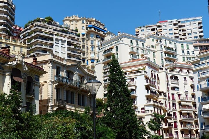 Private Transfer From Cannes to Monaco With a 2 Hour Stop in Nice