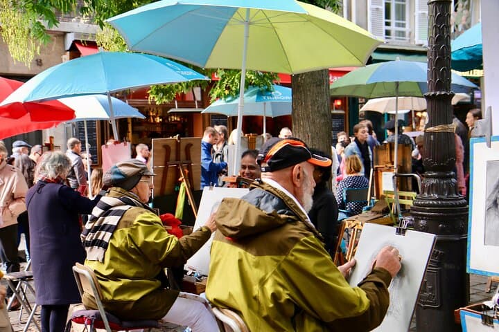 Private Half Day Walking and Metro Tour Paris
